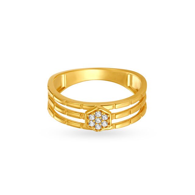 Fashionable Men's Gold Finger Ring - Image 2
